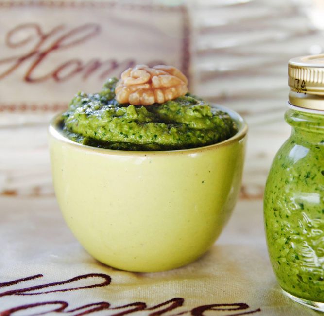 Pesto de urzici: rețetă modernă și sănătoasă