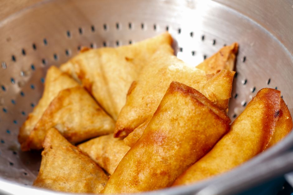 Samosa cu urzici și cartofi
