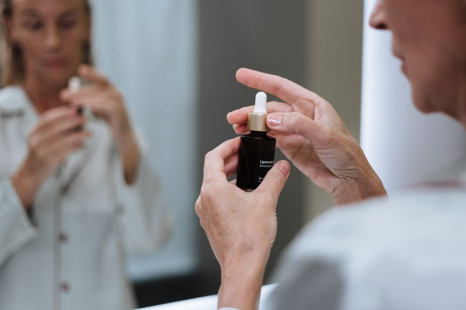 Urzică pentru riduri: tonic antioxidant împotriva îmbătrânirii pielii