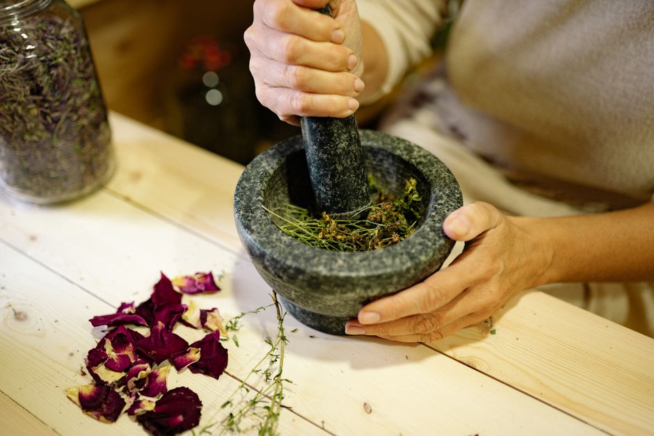 Urzică și cimbru: sprijin natural pentru respirație și imunitate